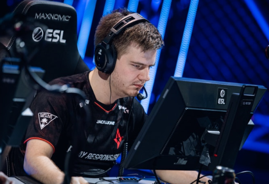 DNF手游赛马BUG事件后续策划回应引发热议